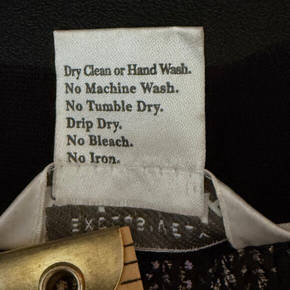 EXCLUSIVELY MISOOK NWOT S Knit Unique V Neck Button Down Cardigan W/Drawstrings - Picture 9 of 9